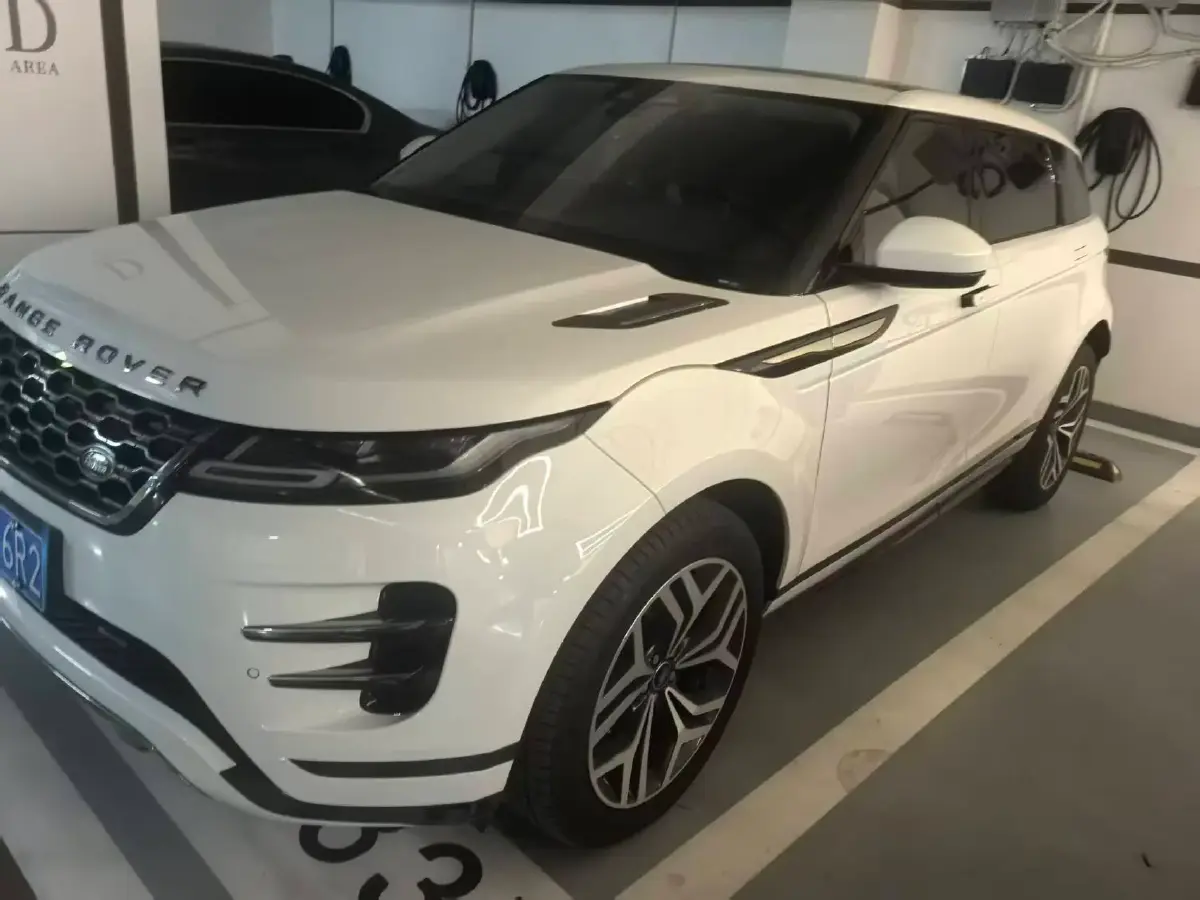 2023 Land Rover Range Rover Evoque 2.0T 249HP L4 9AT
