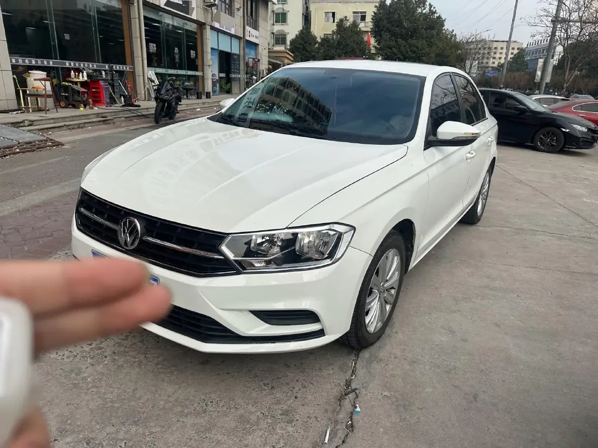 2019 Volkswagen Bora 1.5L 112HP L4 6AT