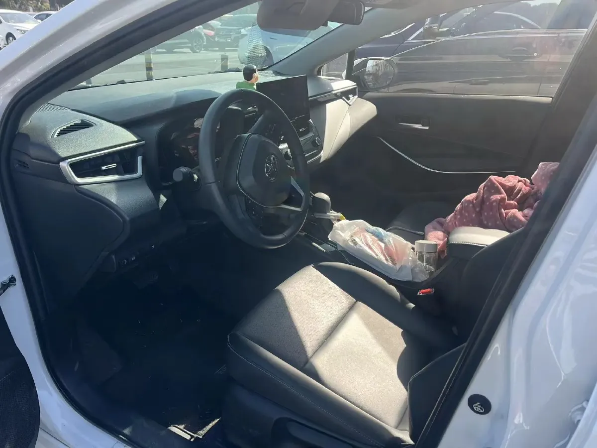 2025 Toyota Corolla 1.8L 98HP L4 E-CVT Hybrid,autocango,china used car exporter,china ev exporter,chinese used car exporter,chinese used ev exporter