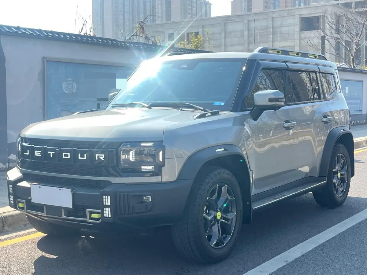 2023 Jetour Traveller 2.0T 254HP L4 7DCT