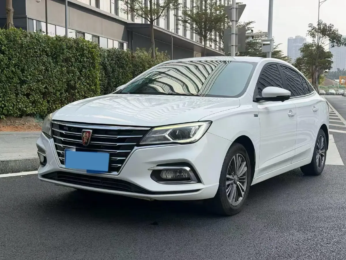 2019 Roewe i5 1.5L 120HP L4 CVT