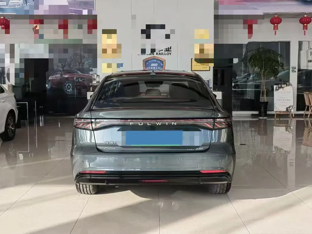 2025 Fulwin FulwinA8L 1.5T 156HP L4 1DHT PHEV 18.67KWH,autocango,china used car exporter,china ev exporter,chinese used car exporter,chinese used ev exporter