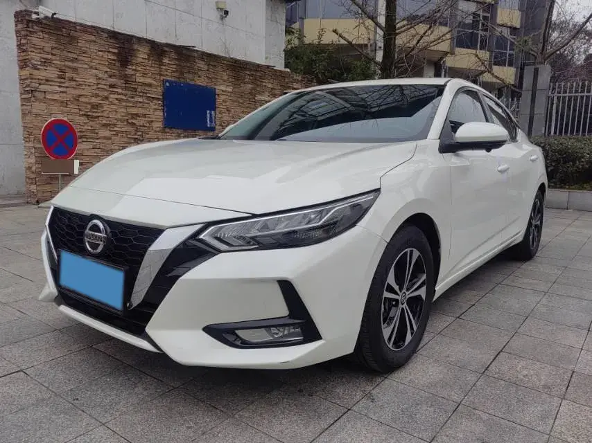 2022 Nissan Sylphy 1.6L 135HP L4 CVT