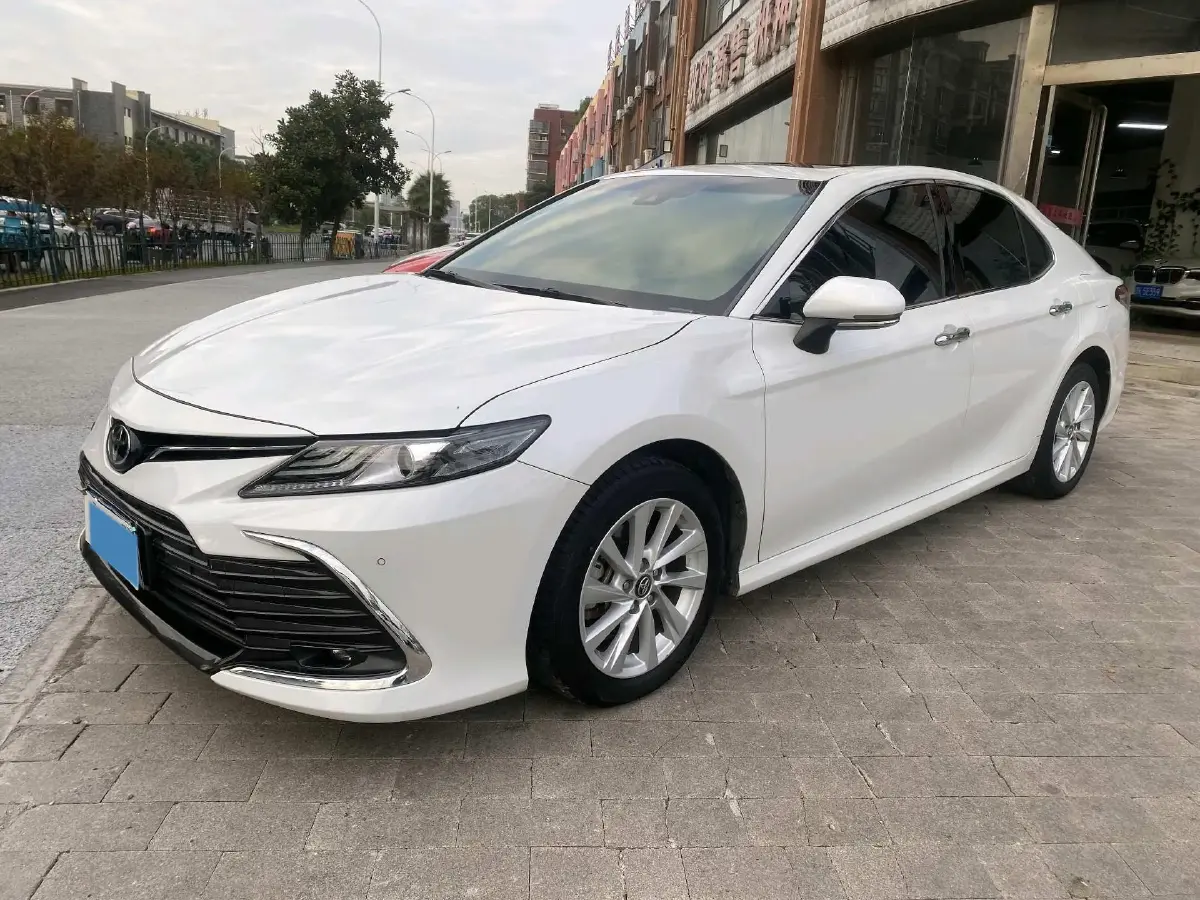 2021 Toyota Camry 2.0L 178HP L4 CVT