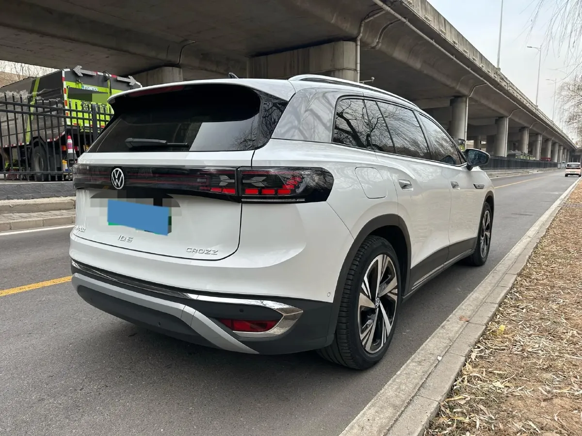 2022 ARCFOX αT BEV 94.5KWH,autocango,china used car exporter,china ev exporter,chinese used car exporter,chinese used ev exporter