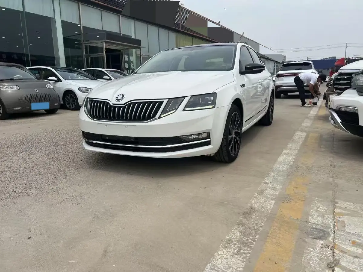 2019 Skoda Octavia 1.4T 150HP L4 7DCT
