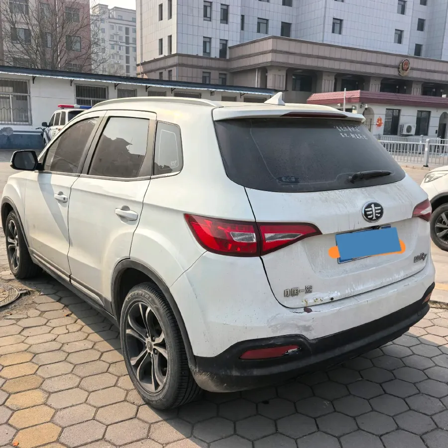2017 FAW Senia R7 1.6L 116HP L4 6AT,autocango,china used car exporter,china ev exporter,chinese used car exporter,chinese used ev exporter