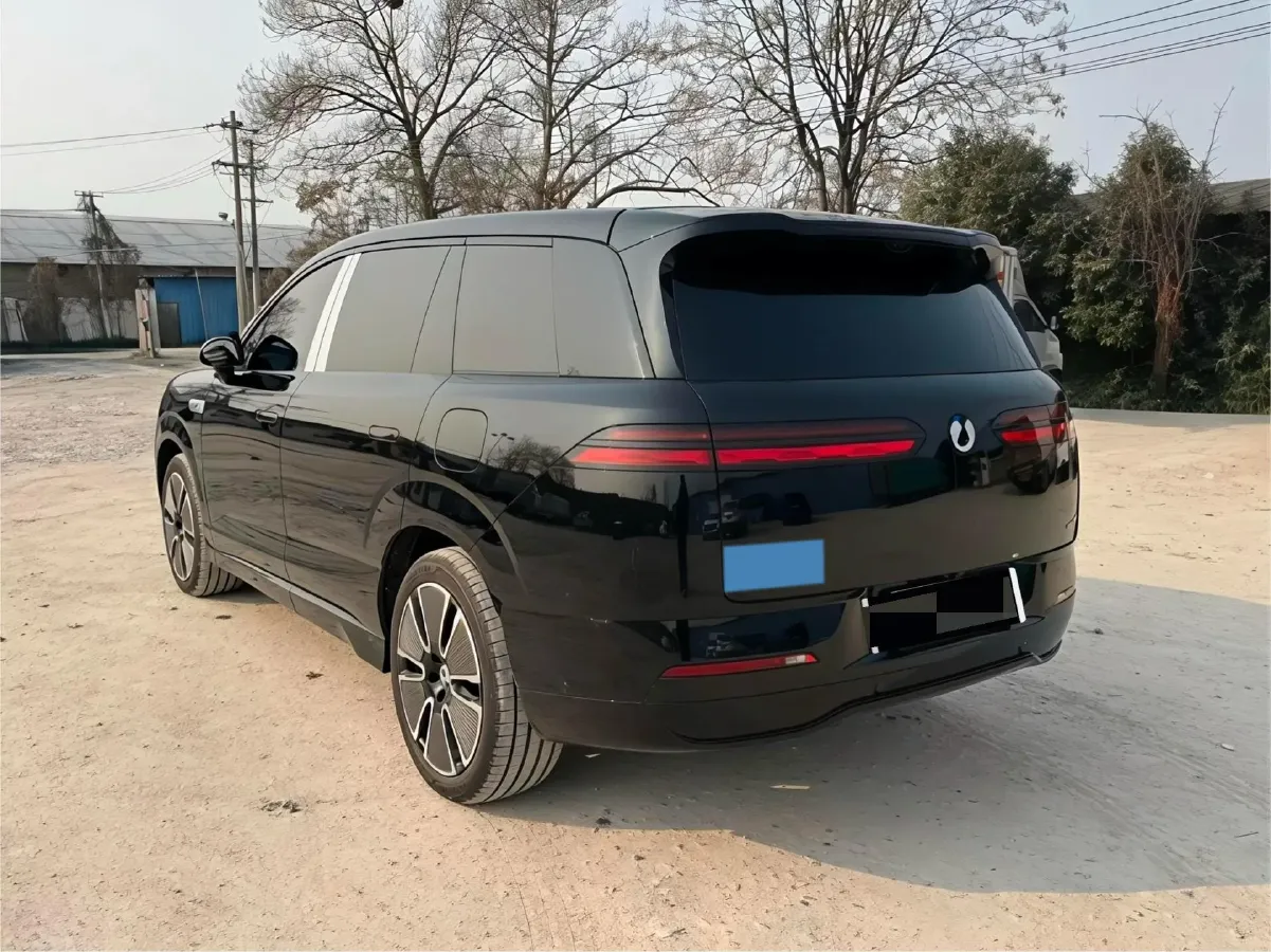 2025 Denza DenzaN8L 2.0T 207HP L4 E-CVT PHEV,autocango,china used car exporter,china ev exporter,chinese used car exporter,chinese used ev exporter