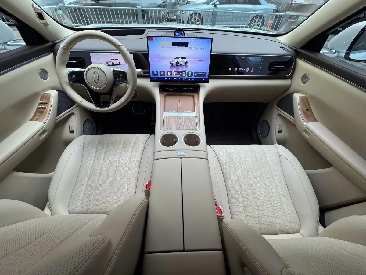 2026 AITO AITO M7 REEV 160HP REEV,autocango,china used car exporter,china ev exporter,chinese used car exporter,chinese used ev exporter