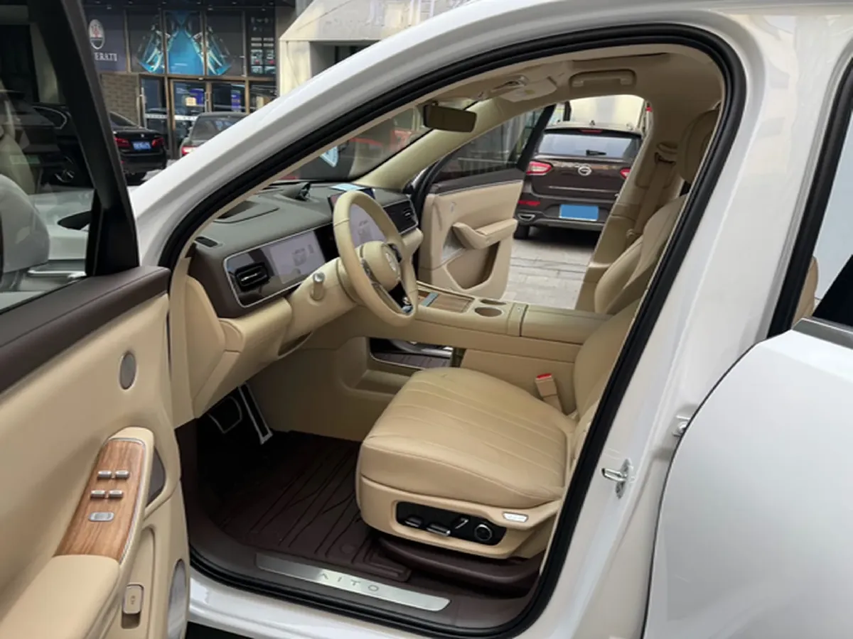 2026 AITO AITO M7 REEV 160HP REEV,autocango,china used car exporter,china ev exporter,chinese used car exporter,chinese used ev exporter