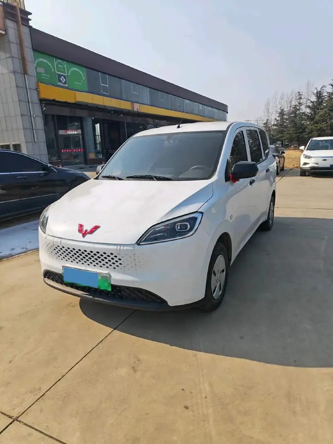 2025 WuLing HongGuang New Energy REEV 99HP REEV
