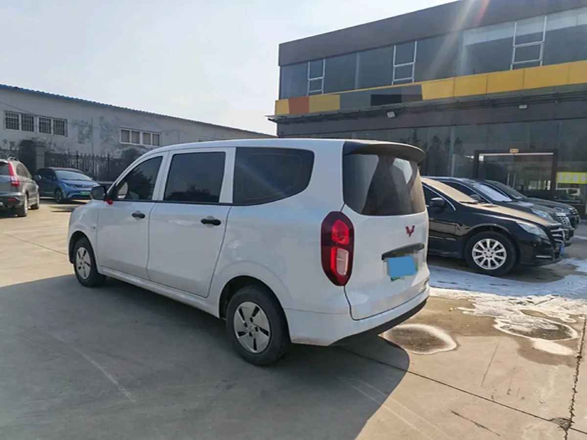 2025 WuLing HongGuang New Energy REEV 99HP REEV,autocango,china used car exporter,china ev exporter,chinese used car exporter,chinese used ev exporter