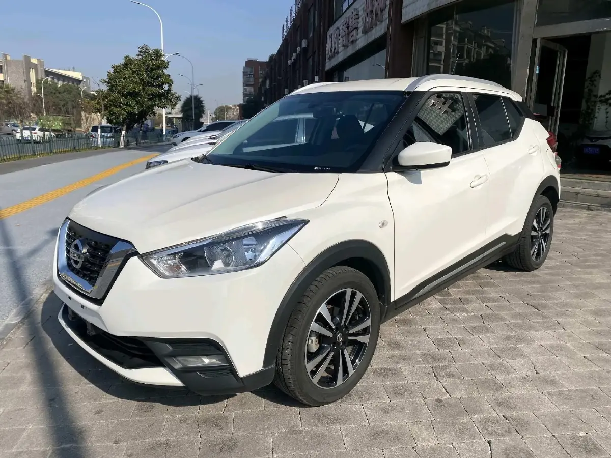 2021 Nissan Kicks 1.5L 122HP L4 CVT