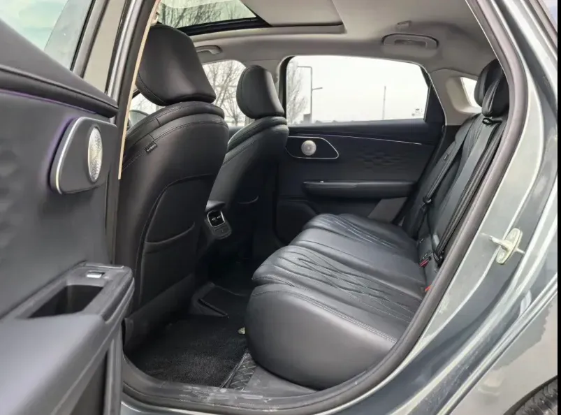 2025 Fulwin FulwinA8L 1.5T 156HP L4 1DHT PHEV 18.67KWH,autocango,china used car exporter,china ev exporter,chinese used car exporter,chinese used ev exporter