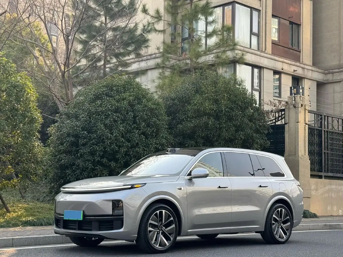 2022 Li L9 Range Extended 154HP REEV 42.6KWH
