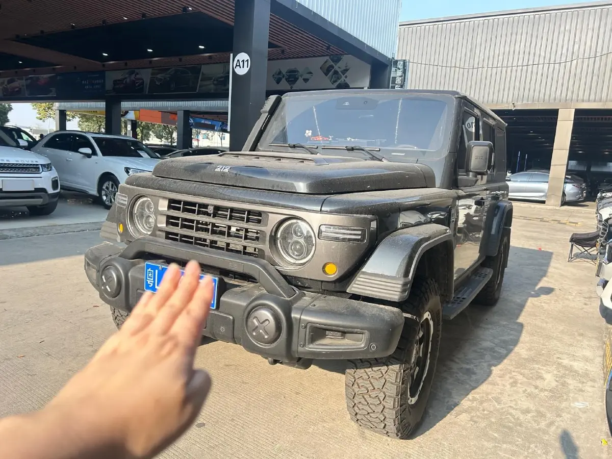 2025 212 212 T01 2.0T 252HP L4 8AT