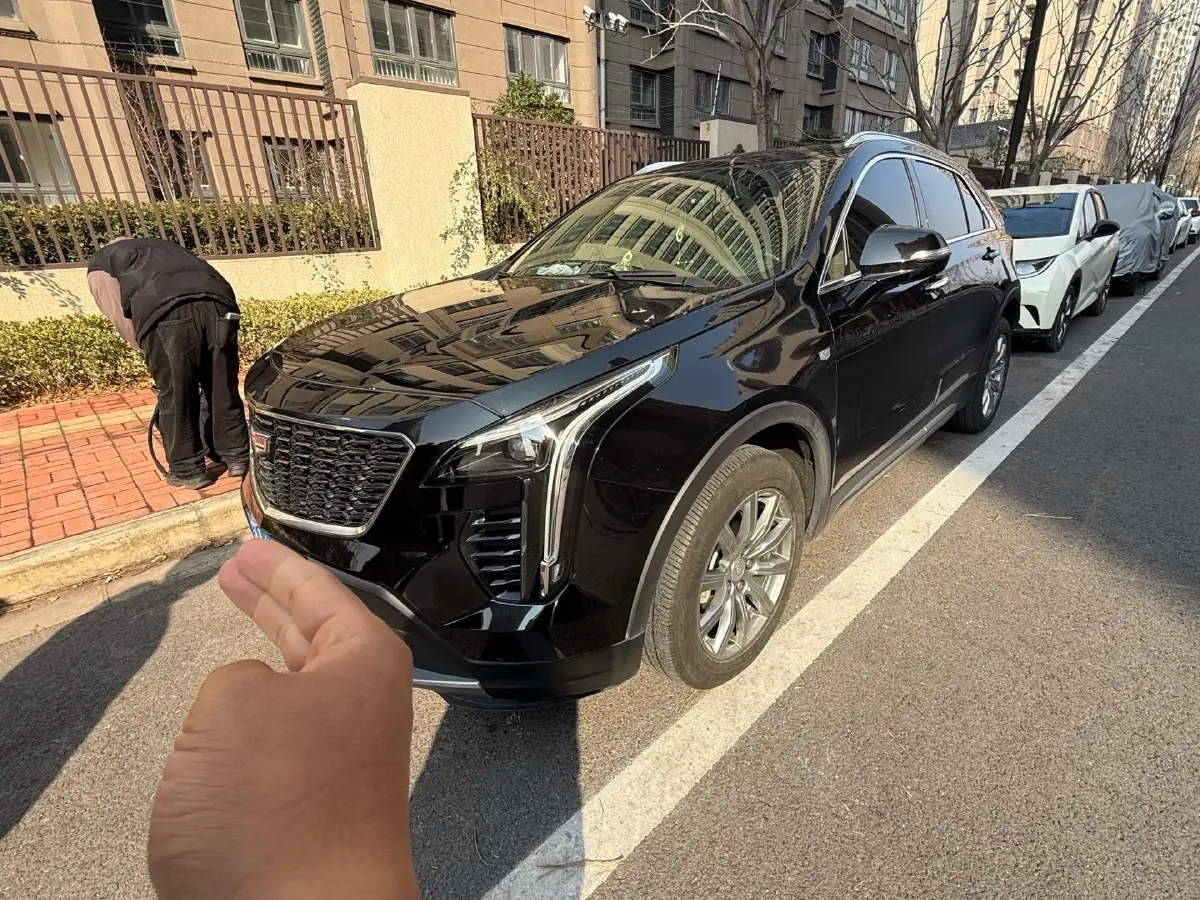 2022 Cadillac XT4 2.0T 237HP L4 9AT