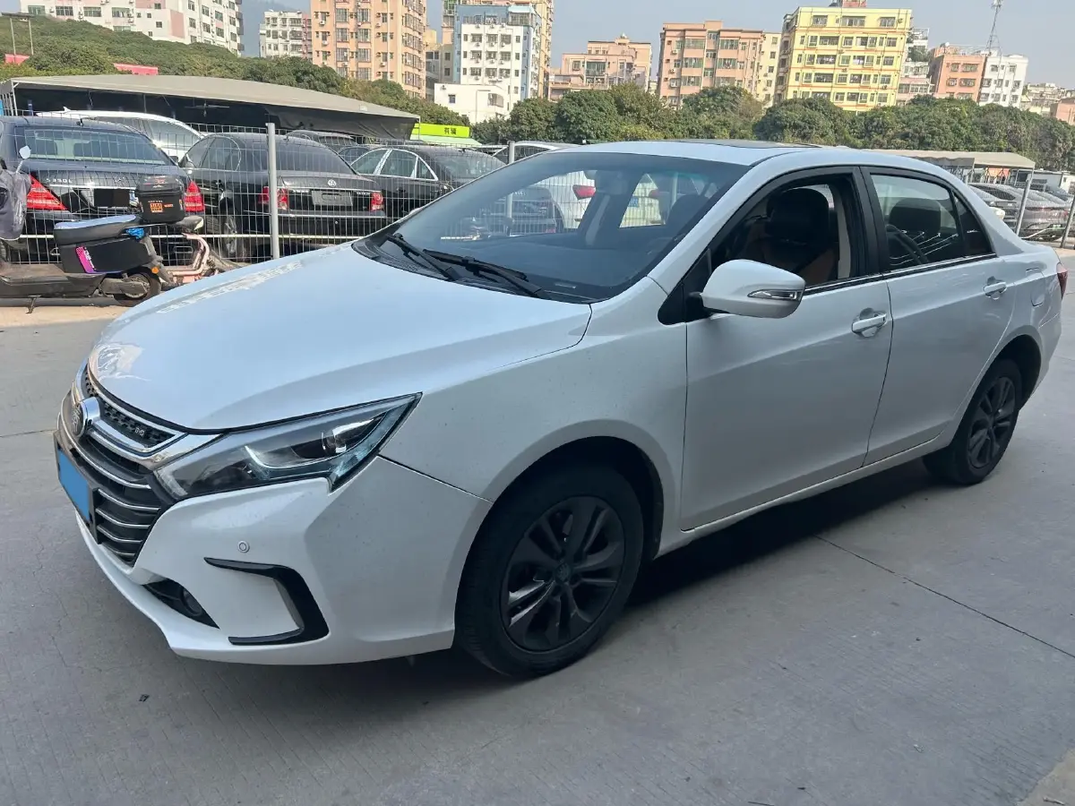 2018 BYD Qin 1.5T 154HP L4 6DCT PHEV 15.2KWH