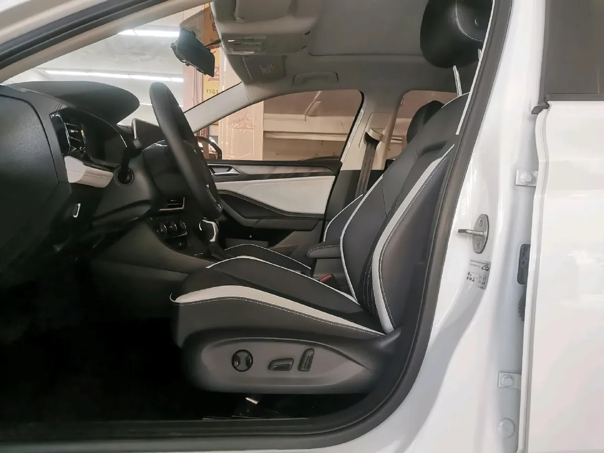 2025 Jetta JettaVA7 1.4T 150HP L4 7DCT,autocango,china used car exporter,china ev exporter,chinese used car exporter,chinese used ev exporter