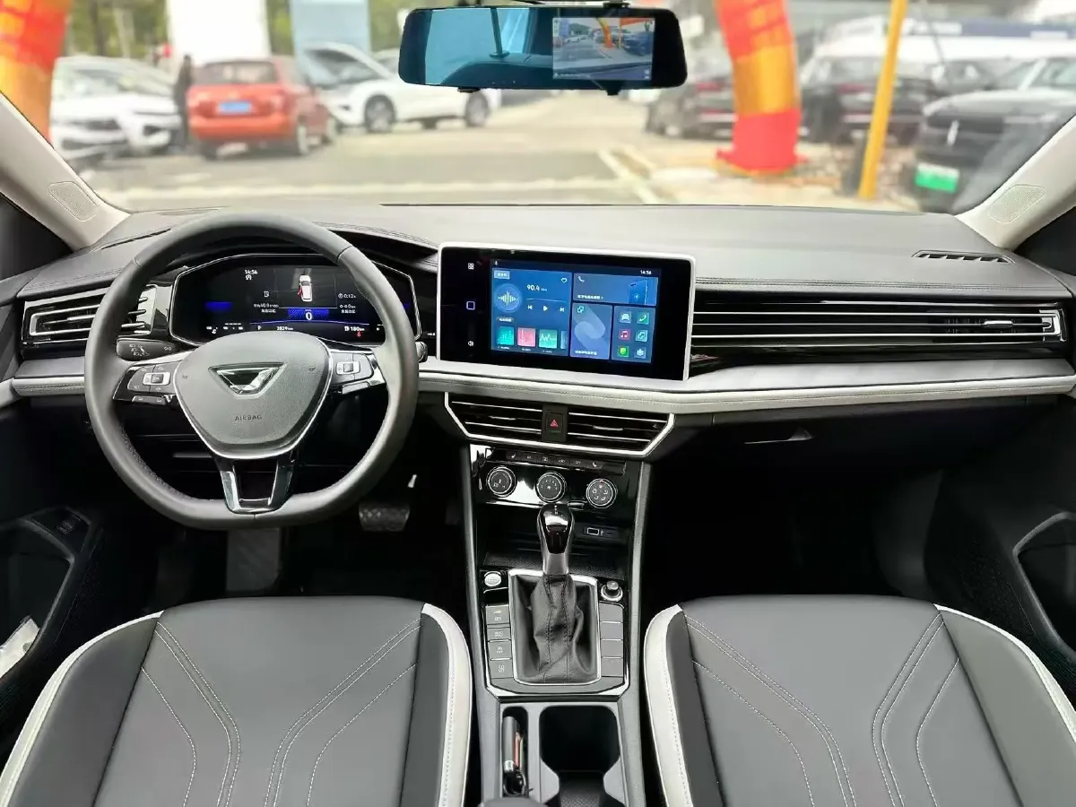 2025 Jetta JettaVA7 1.4T 150HP L4 7DCT,autocango,china used car exporter,china ev exporter,chinese used car exporter,chinese used ev exporter