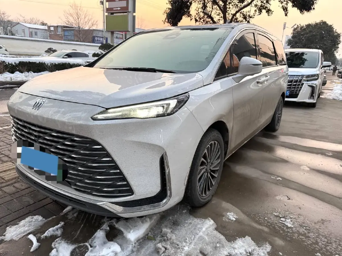 2025 Buick GL8 1.5T 180HP L4 2DHT PHEV