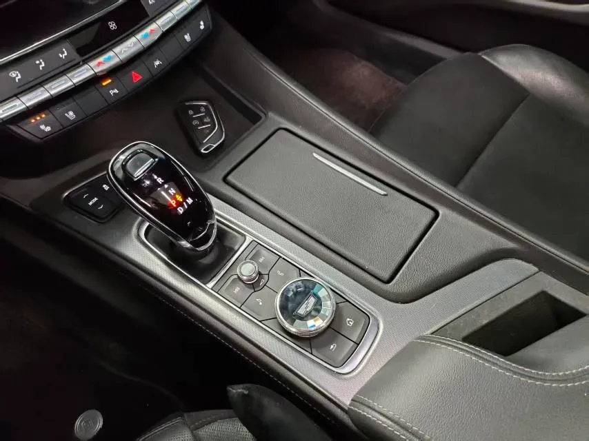 2023 Cadillac CT5 2.0T 237HP L4 10AT,autocango,china used car exporter,china ev exporter,chinese used car exporter,chinese used ev exporter