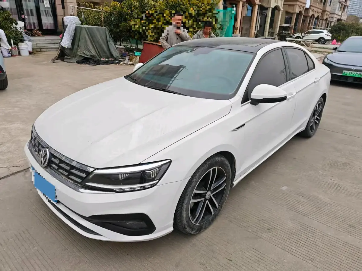 2019 Volkswagen Passat 1.4T 150HP L4 7DCT