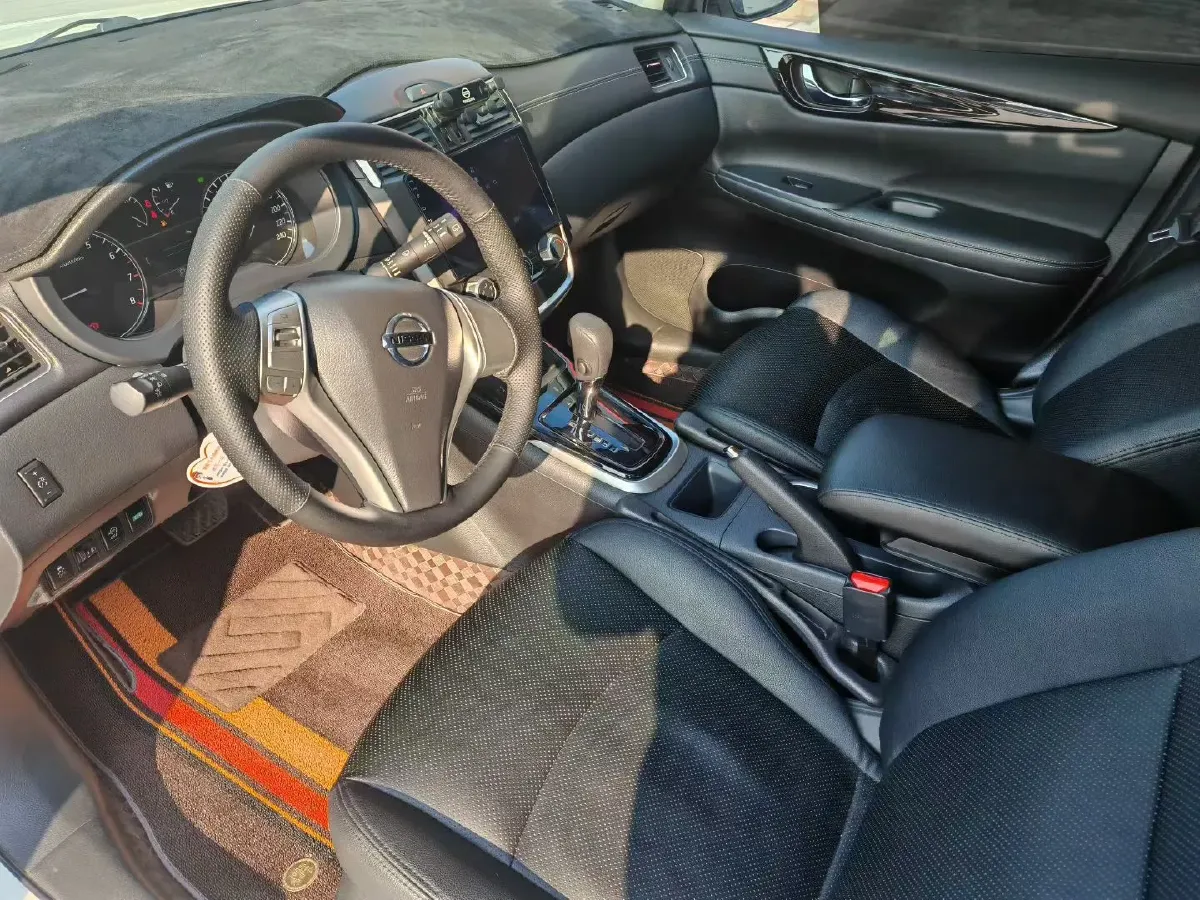 2023 Nissan Tiida 1.6L 122HP L4 CVT,autocango,china used car exporter,china ev exporter,chinese used car exporter,chinese used ev exporter