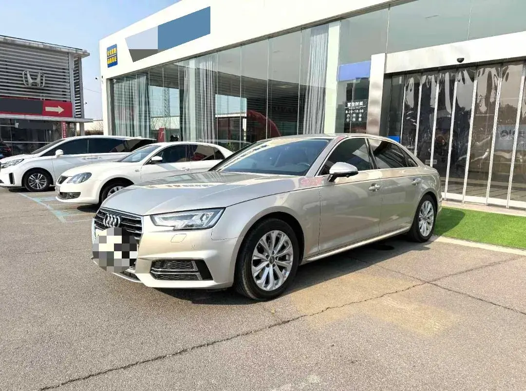 2019 Audi A4L 2.0T 190HP L4 7DCT