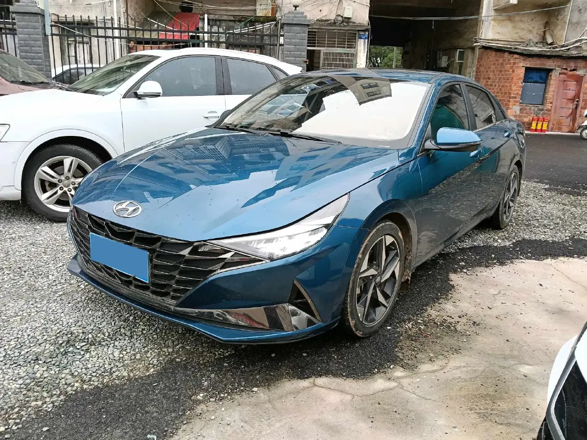 2021 Hyundai Elantra 1.5L 115HP L4 CVT