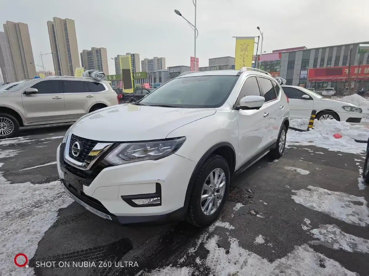 2022 Nissan X-Trail 2.0L 151HP L4 CVT