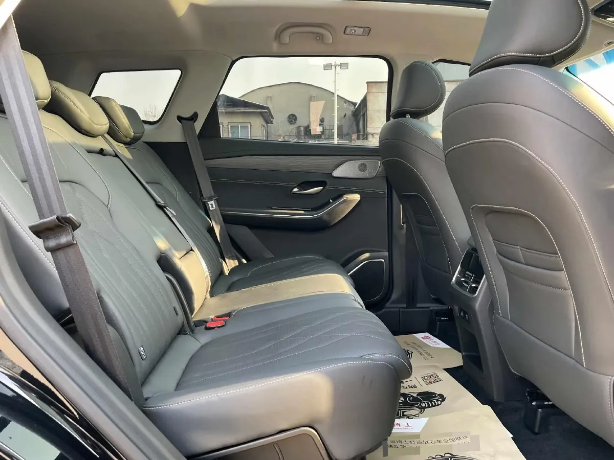 2023 ChangAn LanTuoZhe 2.0T 233HP L4 8AT,autocango,china used car exporter,china ev exporter,chinese used car exporter,chinese used ev exporter