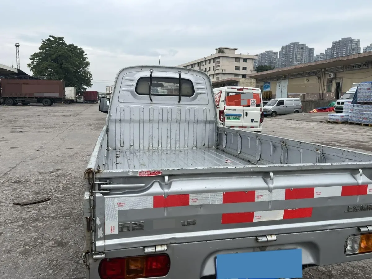 2021 WuLing RongGuang Mini Truck Special 1.5L 99HP L4 5MT,autocango,china used car exporter,china ev exporter,chinese used car exporter,chinese used ev exporter