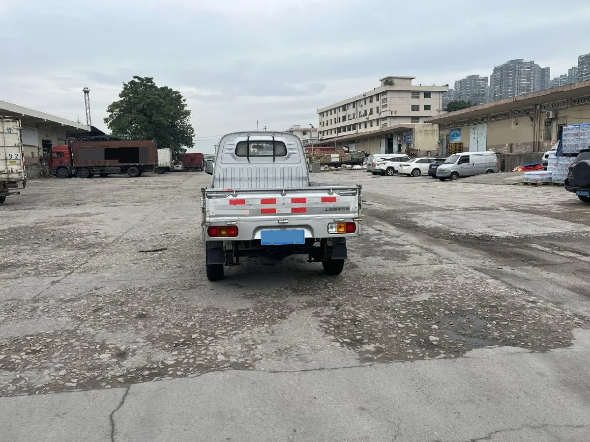 2021 WuLing RongGuang Mini Truck Special 1.5L 99HP L4 5MT,autocango,china used car exporter,china ev exporter,chinese used car exporter,chinese used ev exporter