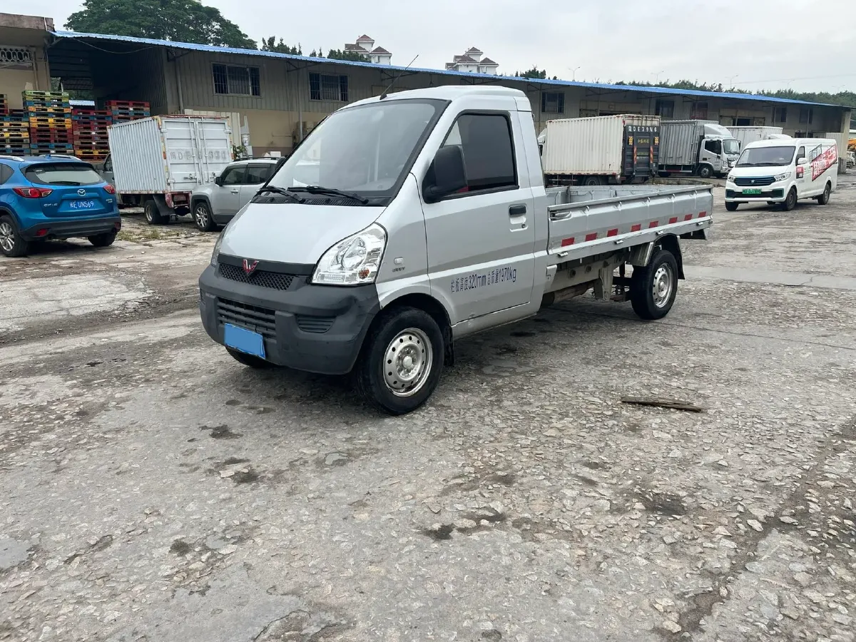 2021 WuLing RongGuang Mini Truck Special 1.5L 99HP L4 5MT,autocango,china used car exporter,china ev exporter,chinese used car exporter,chinese used ev exporter