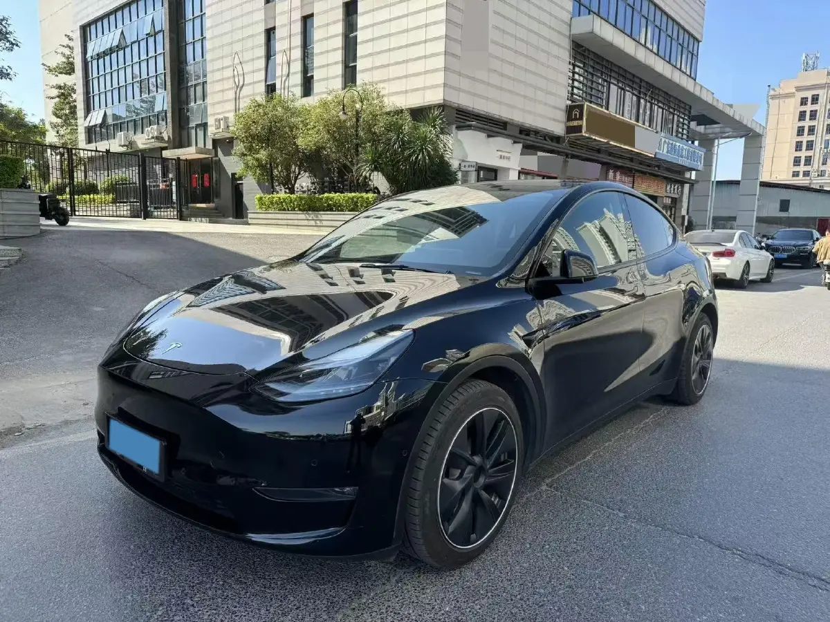 2021 Tesla Model Y BEV 60KWH