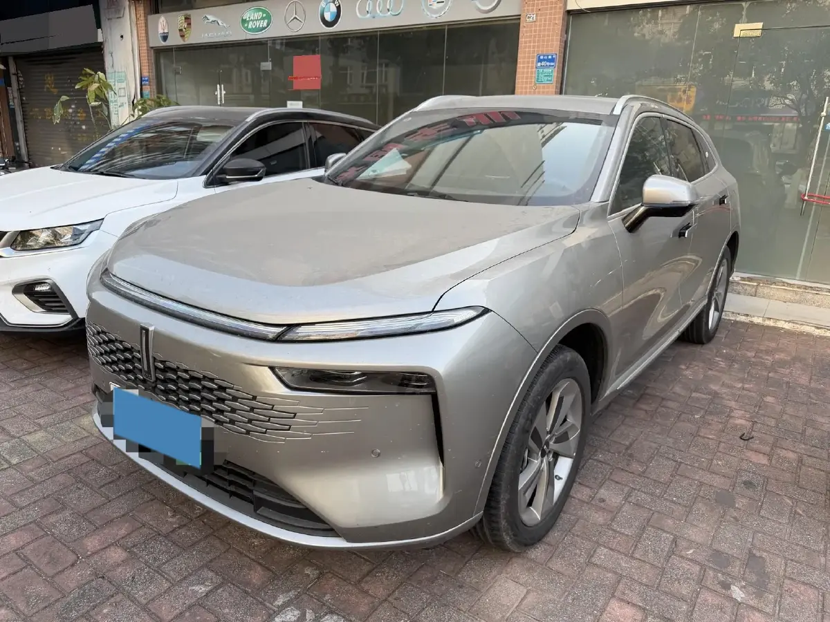 2024 WEY Mocha 1.5T 170HP L4 4DHT PHEV 35.04KWH