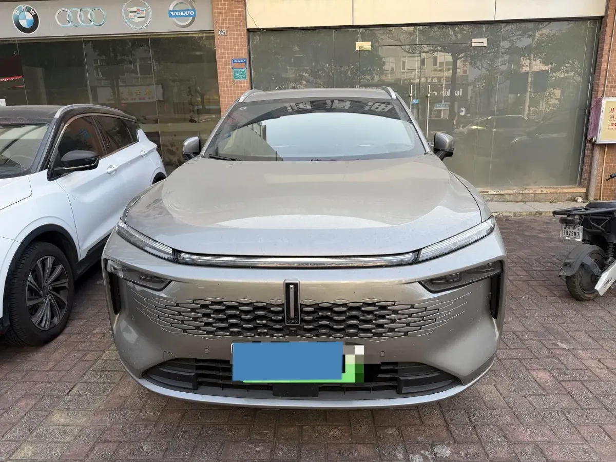 2024 WEY Mocha 1.5T 170HP L4 4DHT PHEV 35.04KWH,autocango,china used car exporter,china ev exporter,chinese used car exporter,chinese used ev exporter