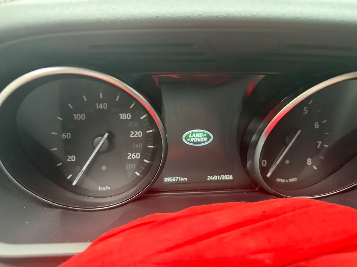 2018 Land Rover Discovery 3.0T 340HP V6 8AT,autocango,china used car exporter,china ev exporter,chinese used car exporter,chinese used ev exporter