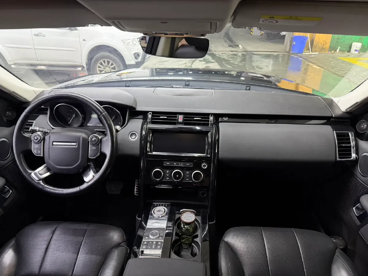 2018 Land Rover Discovery 3.0T 340HP V6 8AT,autocango,china used car exporter,china ev exporter,chinese used car exporter,chinese used ev exporter