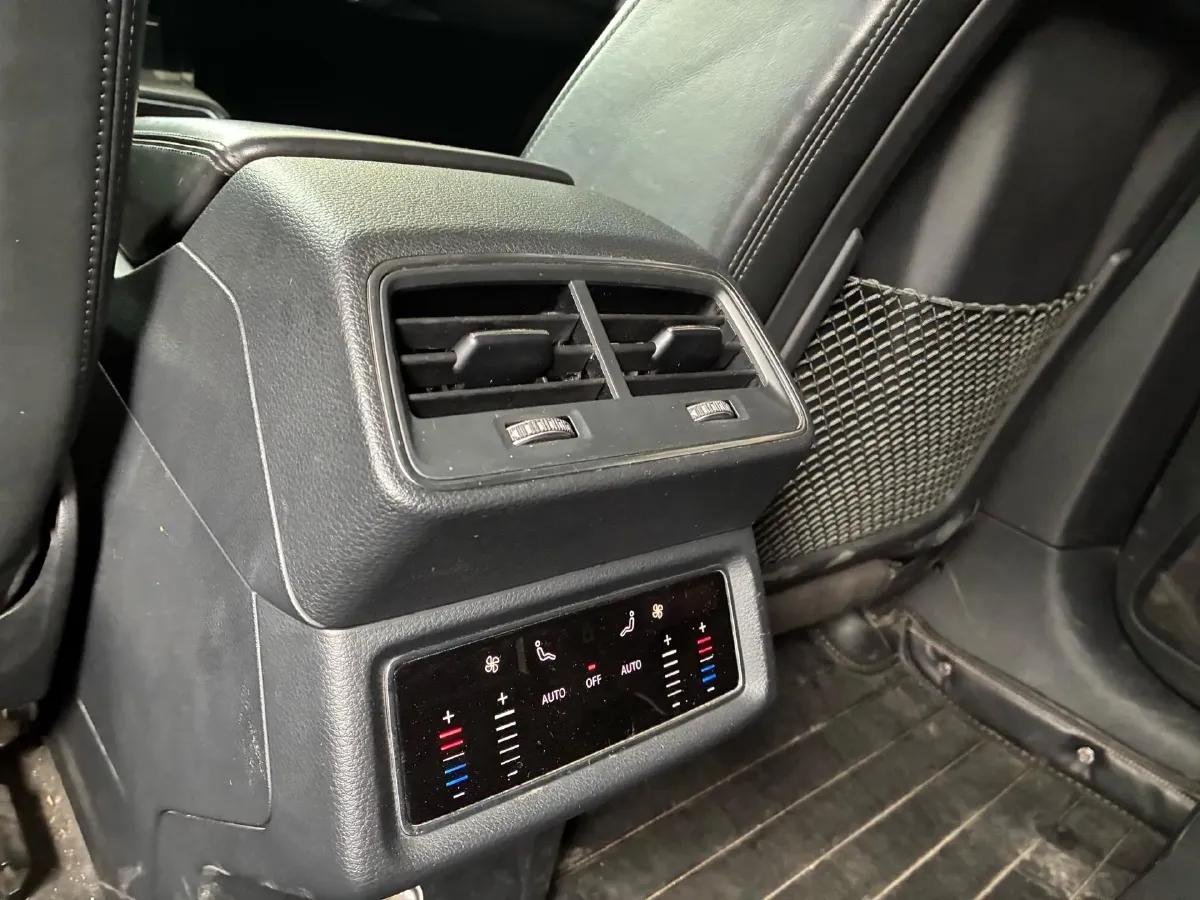 2019 Audi e-tron 2AT BEV 95KWH,autocango,china used car exporter,china ev exporter,chinese used car exporter,chinese used ev exporter