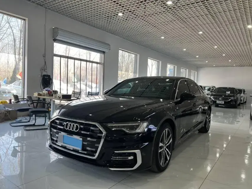 2020 Audi A6L 2.0T 190HP L4 7DCT
