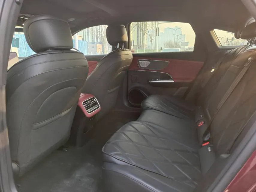 2025 Fulwin FulwinA9L 1.5T 156HP L4 1DHT PHEV,autocango,china used car exporter,china ev exporter,chinese used car exporter,chinese used ev exporter