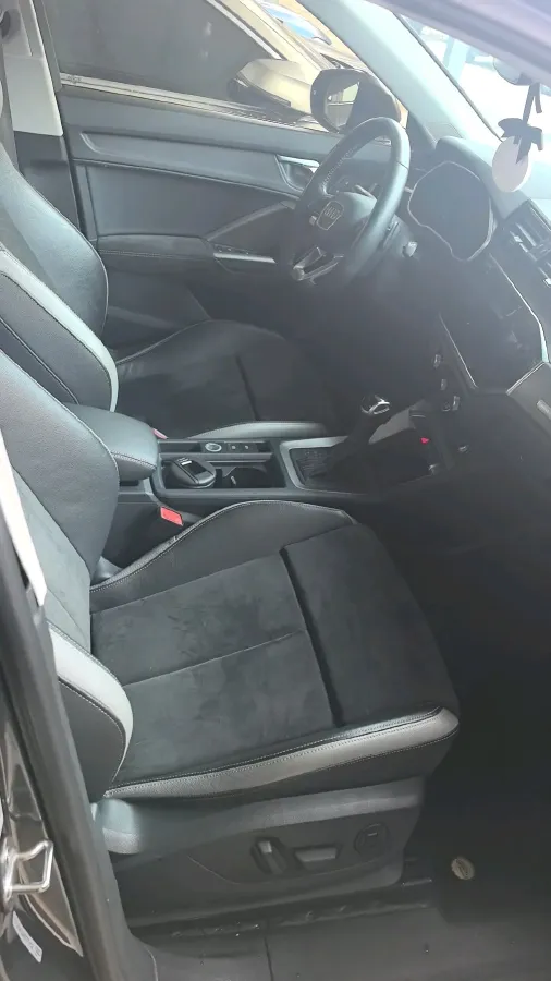 2022 Audi Q3 1.4T 150HP L4 7DCT,autocango,china used car exporter,china ev exporter,chinese used car exporter,chinese used ev exporter