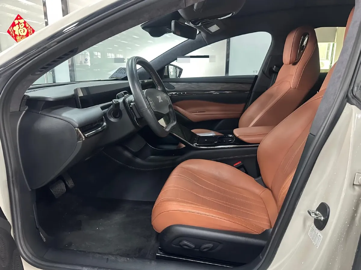 2022 IM L7 BEV 90KWH,autocango,china used car exporter,china ev exporter,chinese used car exporter,chinese used ev exporter