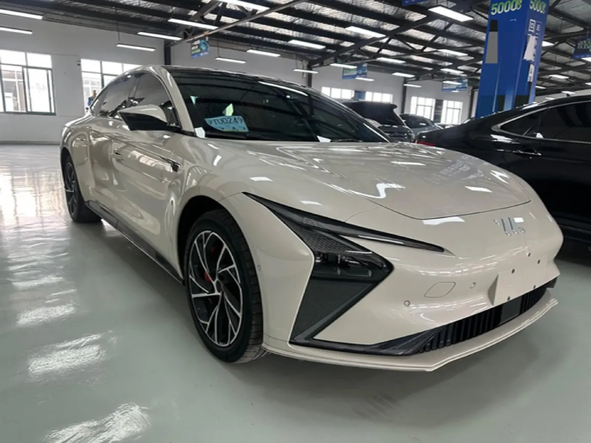 2022 IM L7 BEV 90KWH,autocango,china used car exporter,china ev exporter,chinese used car exporter,chinese used ev exporter