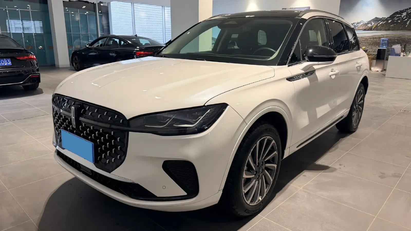 2023 Lincoln Corsair 2.0T 261HP L4 8AT