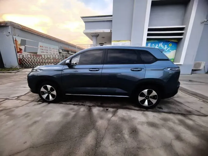 2023 WuLing XingYun 2.0L 136HP L4 1DHT Hybrid 1.8KWH,autocango,china used car exporter,china ev exporter,chinese used car exporter,chinese used ev exporter
