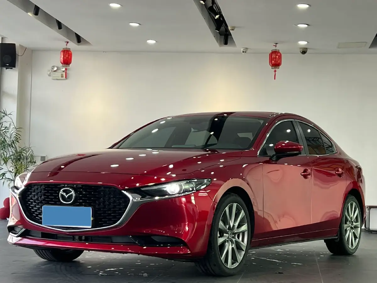 2022 Mazda 3 Axela 2.0L 158HP L4 6AT