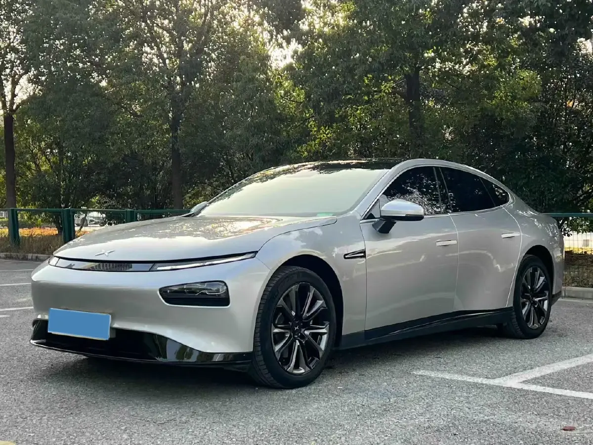 2022 Xpeng P7 BEV 80.9KWH